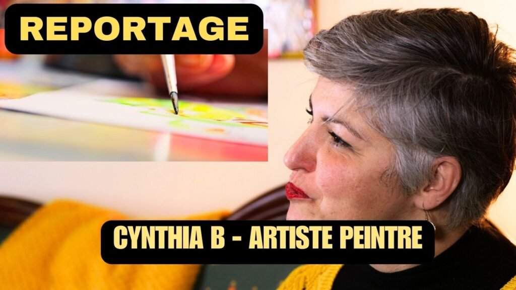 Femme aux cheveux gris et courts avec un gilet jaune